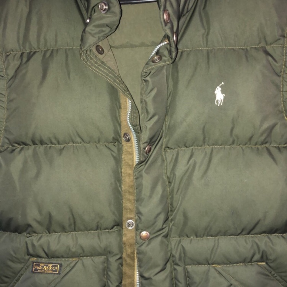 BRAND NEW POLO PUFFY VEST - Picture 2 of 3